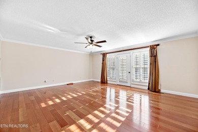 Location, Location, Location!!! This one owner home is ready to - photo 6