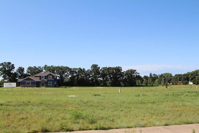 Oak Ridge Crossing features beautiful lots in the rapidly - photo 12