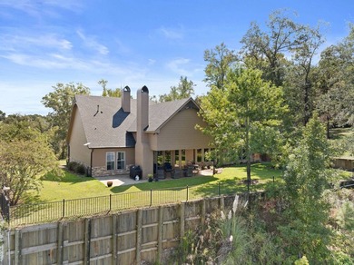 This home on Toledo Bend Lake will keep you on your patio lost - photo 5