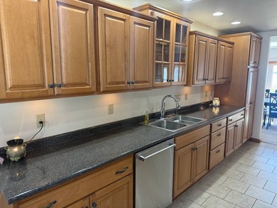 JUST IN TIME FOR SUMMER! Take a look at this well maintained - photo 19