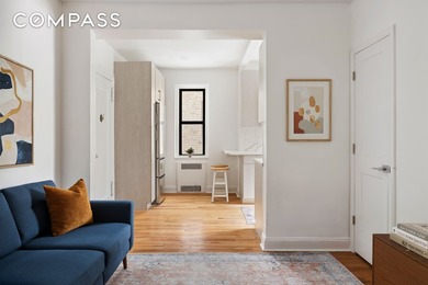 Welcome home to this beautifully updated one bedroom co-op in - photo 2