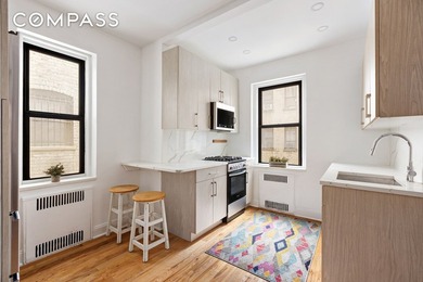 Welcome home to this beautifully updated one bedroom co-op in - photo 3