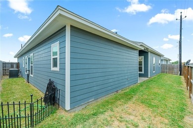 Welcome to 2633 Katie Ct! This beautiful 4-bedroom, 2-bath home - photo 30