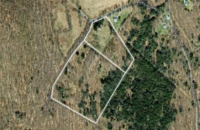 In the heart of the Catskills, this private mountain retreat - photo 31