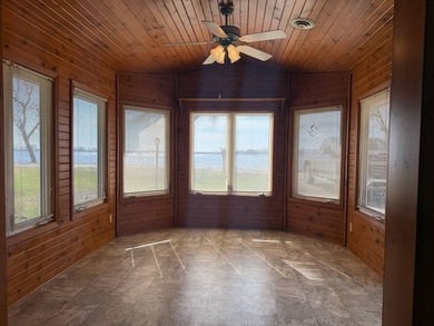 JUST IN TIME FOR SUMMER! Take a look at this well maintained - photo 35