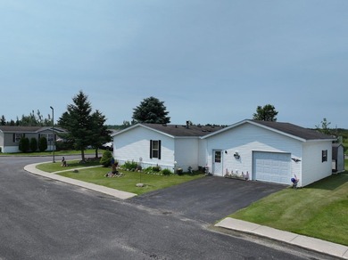Cute and well-maintained 2-bedroom, 2-bath home located in Huron - photo 4