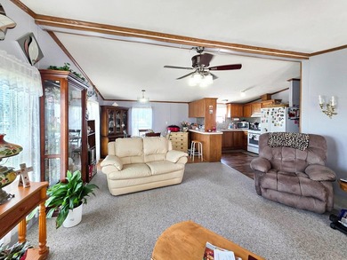 Cute and well-maintained 2-bedroom, 2-bath home located in Huron - photo 7