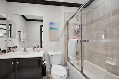 5 BEDROOMS 5 BATHROOMS, LAKE & HEATED POOL & SPA, IMPACT WINDOWS - photo 7