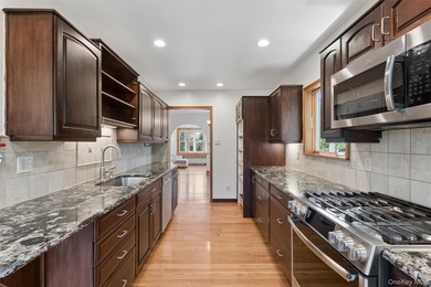 Welcome to 1749 Commonwealth Ave offering 3/4 bedrooms and 2 - photo 11