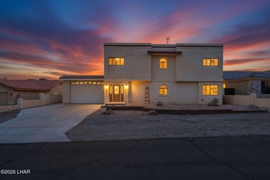 Spacious home perfect for an , family retreat, or - photo 2