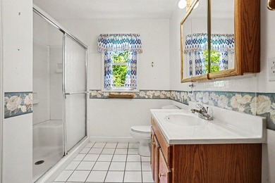 Built in 1999 and lovingly maintained by its original owner - photo 16