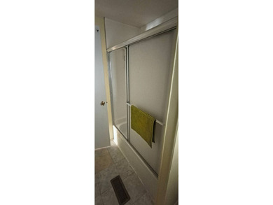 Immediate Occupancy available for this lovely 2bed 2 bath - photo 20