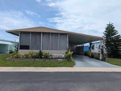 (private lake, pond, creek) Home For Sale in Clearwater Florida