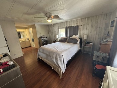 SPACIOUS HOME, VERY WELL MAINTAINED WITH 2 BEDROOMS, 2 BATHS AND - photo 31