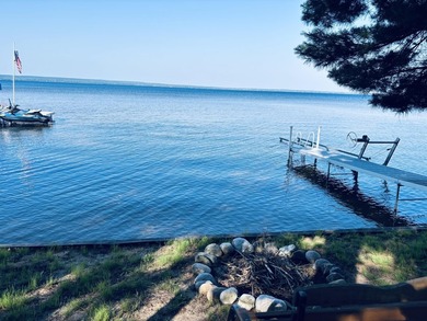 Your Up North LAKEFRONT GETAWAY is waiting! This turn-key - photo 10