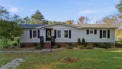 (private lake, pond, coastal) Home Active Under Contract in Elizabeth City North Carolina