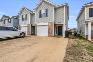 Lake Townhome/Townhouse For Sale in Starkville, Mississippi