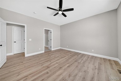 New Construction!! A 1,303 sq. ft. ranch featuring 2 bedrooms, 2 - photo 11