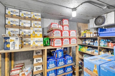 Buy a Bar & Liquor Store in Key West! Dons' Place is the - photo 35