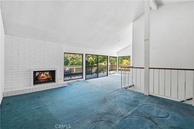 POOL, SPA, GREENBELT, AND TREE VIEWS FROM THIS CUL-DE-SAC CORNER - photo 10