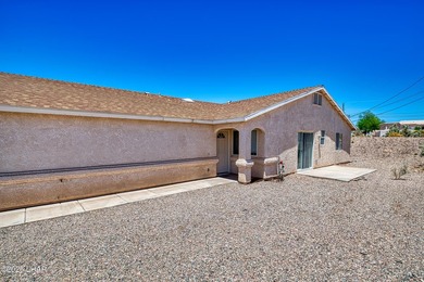Investment opportunity in a convenient south side Lake Havasu - photo 3