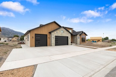 Welcome to The Bridges at Fox Hollow, one of American Fork's - photo 4