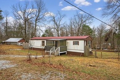 Spain Lake Home For Sale in Sparta Tennessee