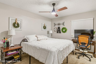 Charming 3BR/2BA townhome located in the desirable Oakwood - photo 21