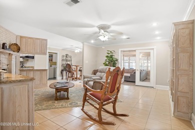 Waterfront living in one of Biloxi's most desirable and peaceful - photo 4
