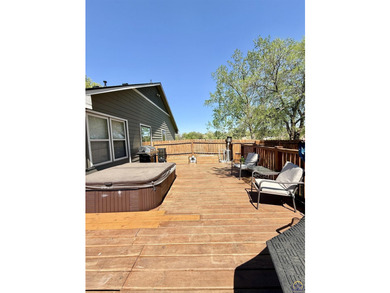 Price improved on this Stunning Lake Ridge Estates home situated - photo 43