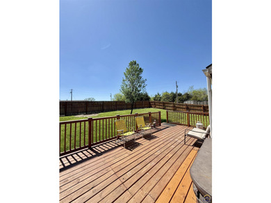 Price improved on this Stunning Lake Ridge Estates home situated - photo 44