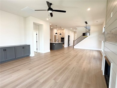 INCREDIBLE BUYER INCENTIVES ON ALL MOVE-IN READY AND TO-BE-BUILT - photo 10