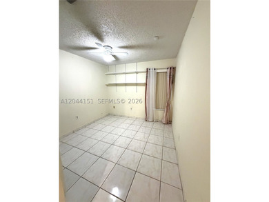 This stunning property features 3 spacious bedrooms, 2 modern - photo 14