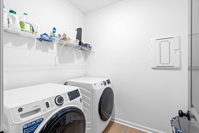 Built in 2022 and offering over 2,100 square feet of - photo 15