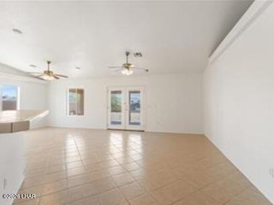 Welcome to 3008 Bosun Lane. This nice 3 bedroom, 2 bathroom home - photo 4