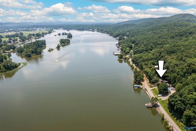 Great price for waterfront property! Main Channel. Enjoy - photo 43