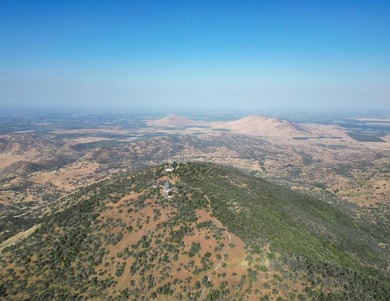 LocationProperty is located north of the CA-63 and CA-180 - photo 3