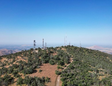 LocationProperty is located north of the CA-63 and CA-180 - photo 4