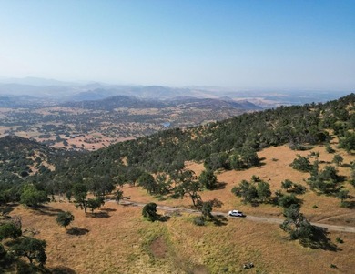 LocationProperty is located north of the CA-63 and CA-180 - photo 9
