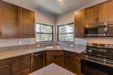 MODERN NEW HOME in an upscale development. This 1893 sq. foot - photo 6