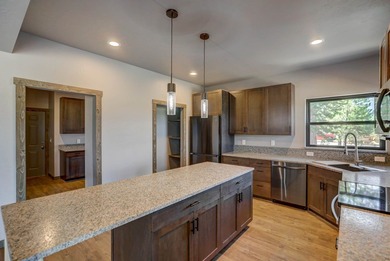 MODERN NEW HOME in an upscale development. This 1893 sq. foot - photo 8