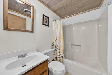 Turnkey waterfront motel investment in a prime Delaware River - photo 14