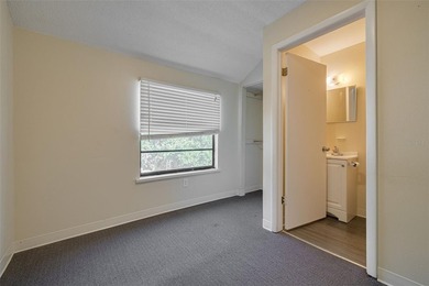 Amazing and rare opportunity in downtown Dunedin.   Located in - photo 34