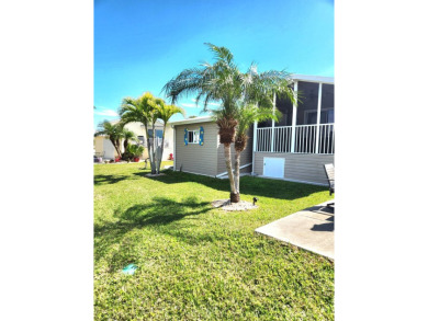Lake Home For Sale in Fort Myers, Florida
