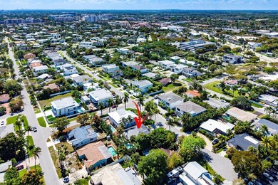Located in the highly coveted subdivision of Boca Villas, this - photo 3