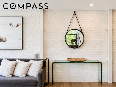 Are you looking for classic townhouse character combined with - photo 7
