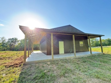 Beautiful Building Lot with Metal Building - photo 5