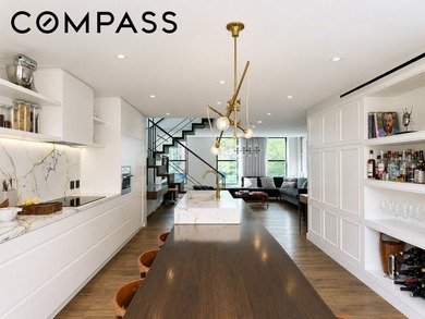 Are you looking for classic townhouse character combined with - photo 10