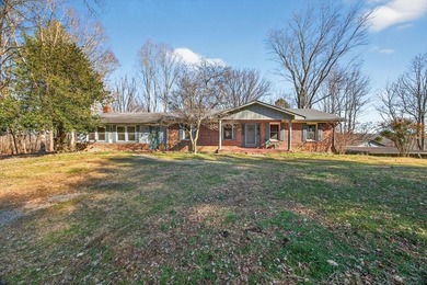 (private lake, pond, creek) Home For Sale in Gainesboro Tennessee