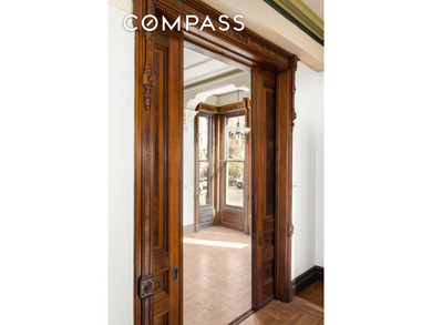 Built in 1881 by Thomas Fagan and acclaimed architect Robert - photo 4